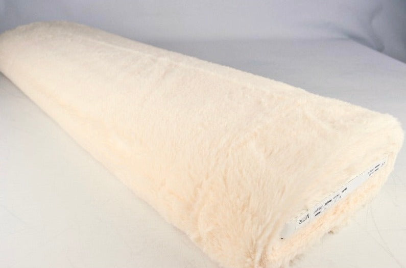 CHAMPAGNE PLYSCHTYG MED STRETCH OCH KORT LUGG