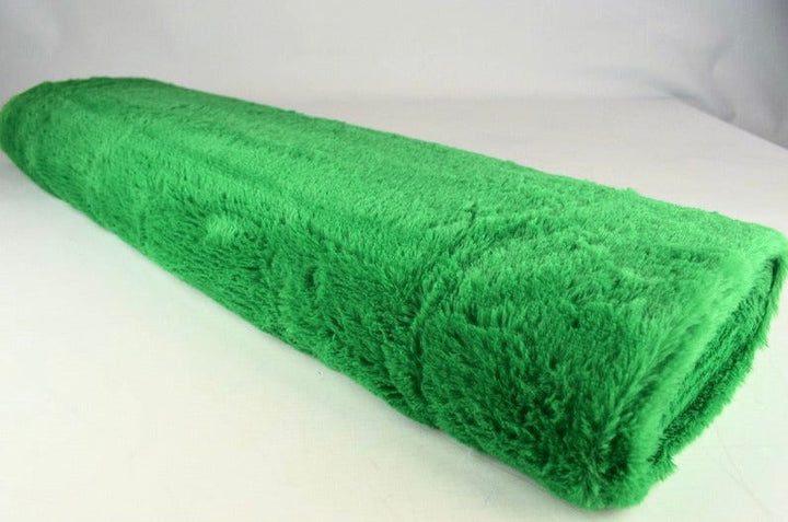 GRÖN PLYSCHTYG MED STRETCH OCH KORT LUGG