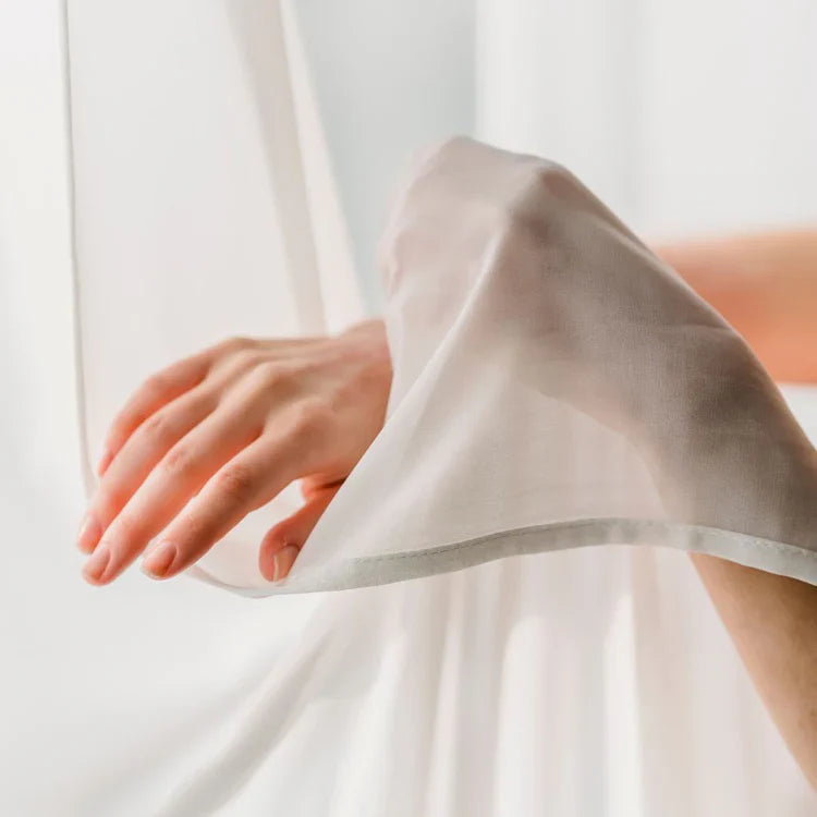 BLÅ LÄTT SEMI TRANSPARENT CHIFFONG TYG
