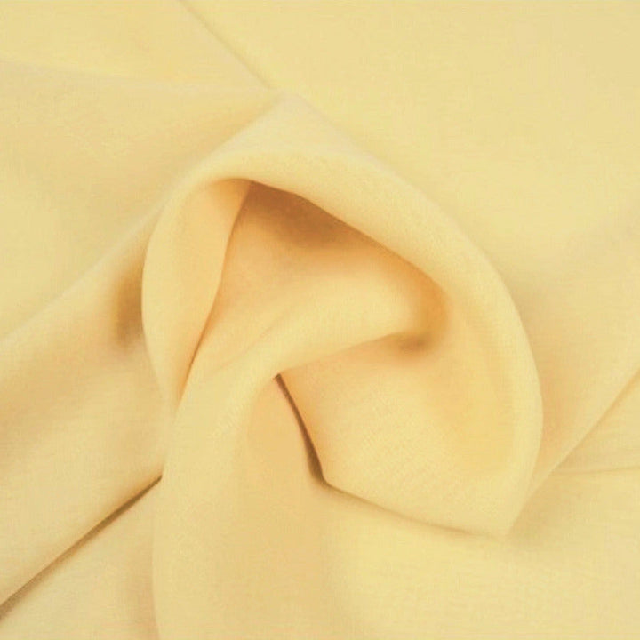 BEIGE LÄTT SEMI TRANSPARENT CHIFFONG TYG