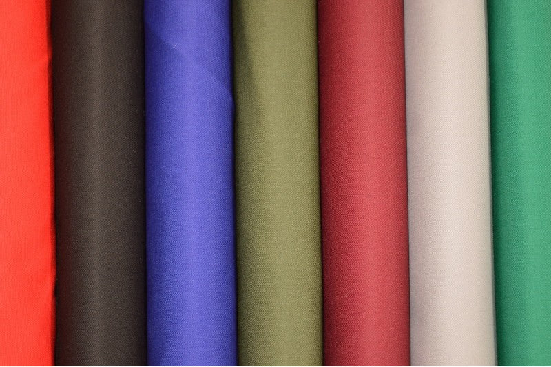 BORDEAUX TWILL TYG FÖR BYXOR ELLER YTTERKLÄDER