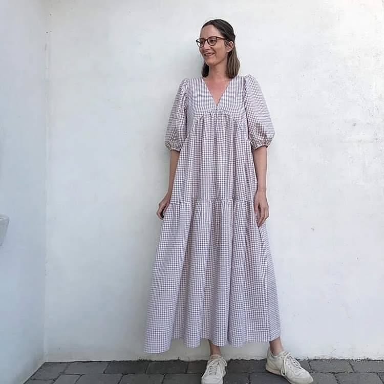 MÖRKBLÅ SEERSUCKER MED RUTOR