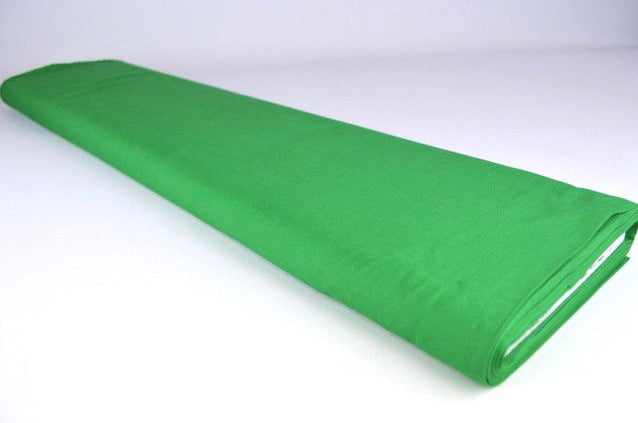 GRÖN BOMULLSPOPLIN – TÄTT VÄVT BOMULLSTYG