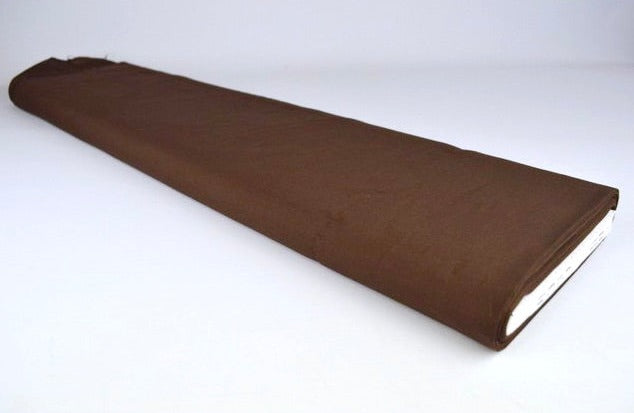 BRUN BOMULLSPOPLIN – TÄTT VÄVT BOMULLSTYG