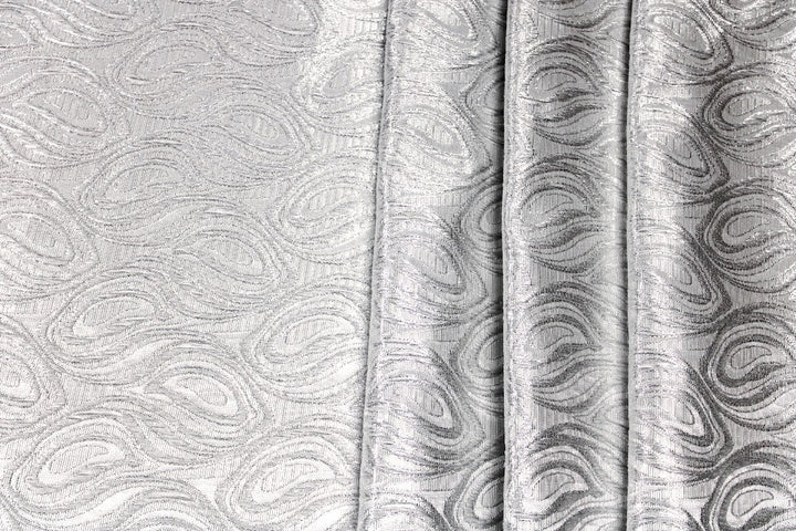 SØLV SATIN JACQUARD STOF MED DRÅBEMOTIV
