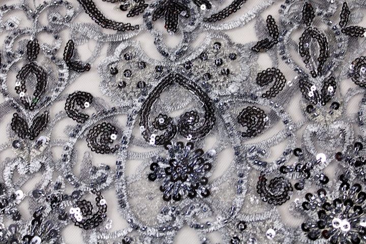 SILVER TYLLTYG MED PALJETTER OCH PÄRLOR