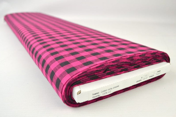 BOMULLSTYG MED VICHYRUTOR – ROSA OCH SVART, 10 X 12 MM