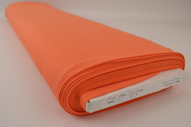 MÖRK ORANGE VISKOSJERSEY – MJUK, ANDNINGSBAR & ELASTISK