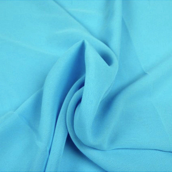 HAVSBLÅ CHIFFONG – LÄTT, TRANSPARENT & MED VACKERT FALL