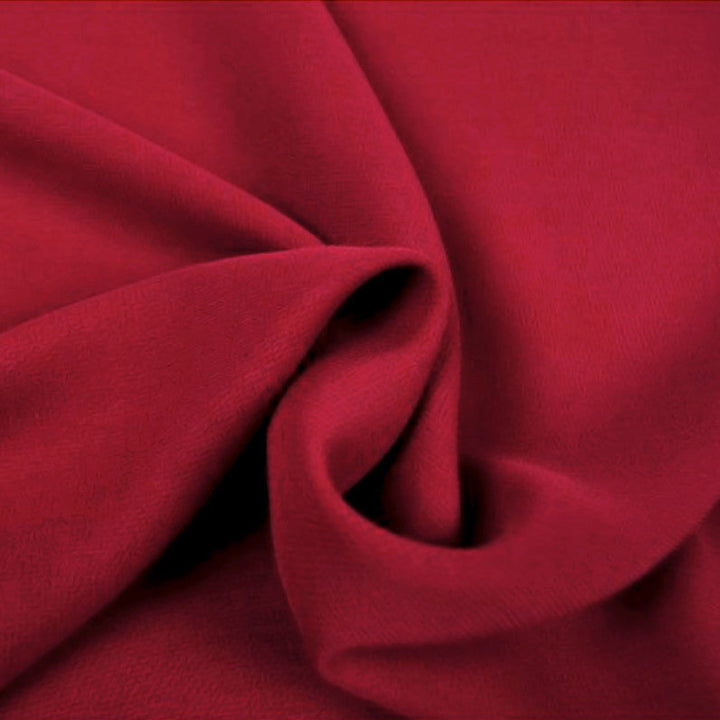 VINRÖD CHIFFONG – LÄTT, TRANSPARENT & MED VACKERT FALL