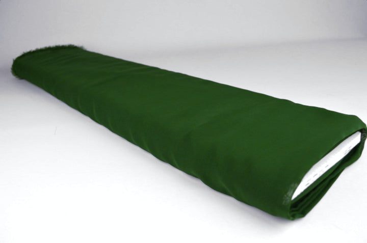 MÖRK GRÖN CHIFFONG – LÄTT, TRANSPARENT & MED VACKERT FALL