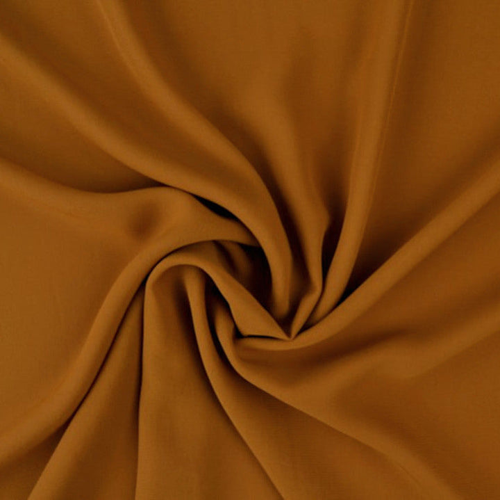 MÖRK CURRY CHIFFONG – LÄTT, TRANSPARENT & MED VACKERT FALL