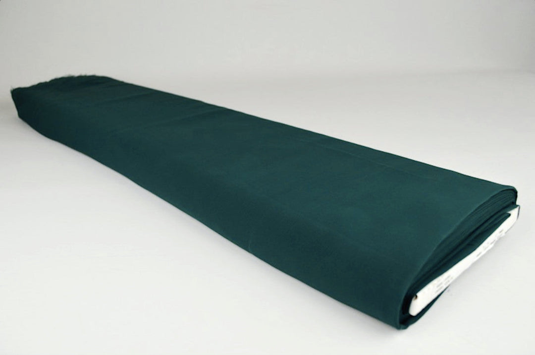 MÖRK PETROL CHIFFONG – LÄTT, TRANSPARENT & MED VACKERT FALL