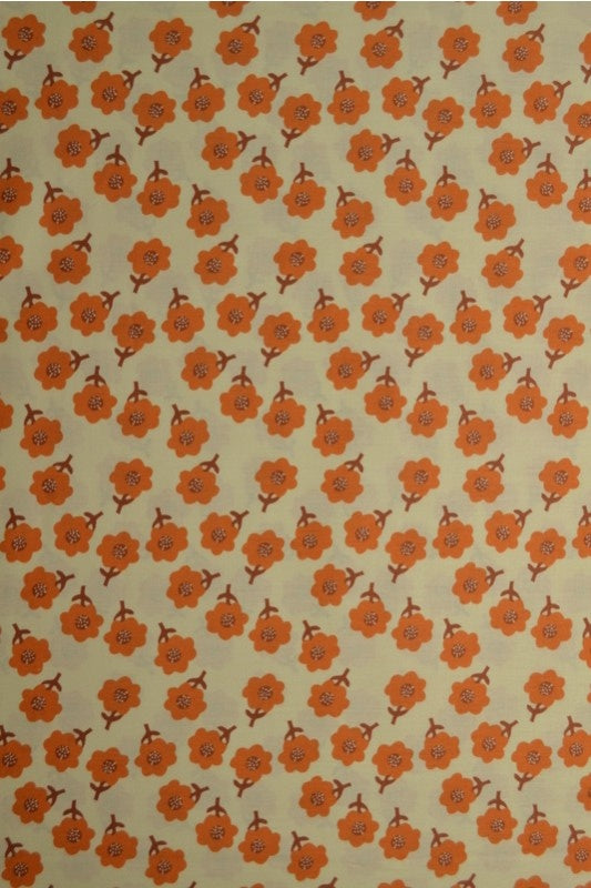 CREME BOMULDSPOPLIN MED BOTANISK BLOMSTERPRINT – RUST