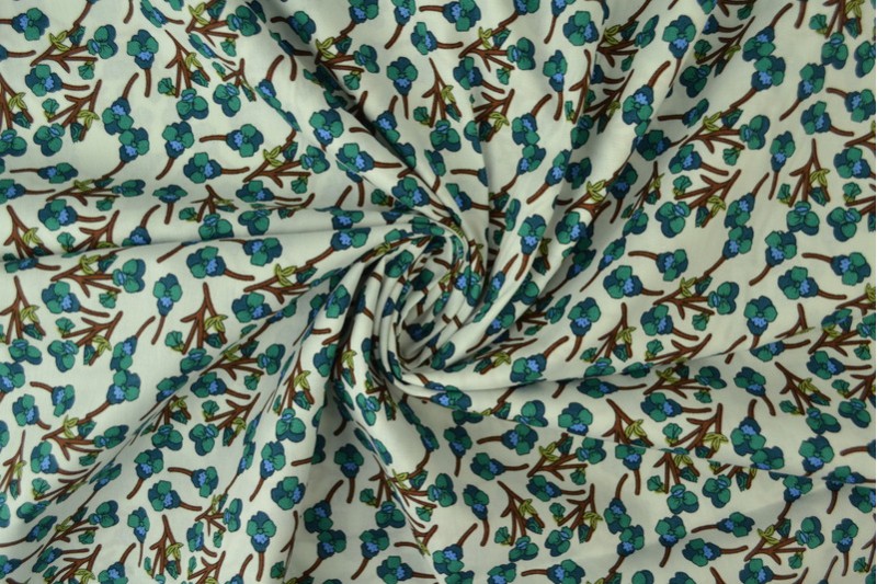 HVID BOMULDSPOPLIN MED BOTANISK BLOMSTERPRINT – TEAL & BRUN