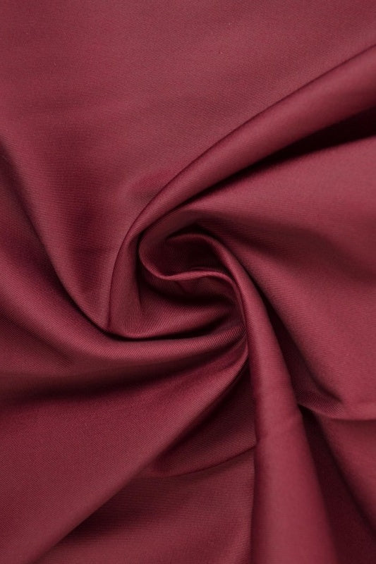 BORDEAUX BOMULLSTWILL – KRAFTIGT OCH FORMSTABILT TYG
