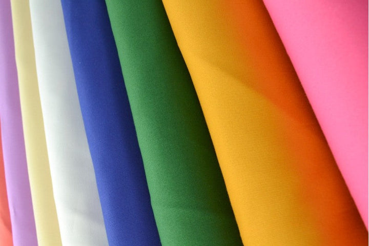 MÖRK GRÖN BOMULLSTWILL MED STRETCH – DIAGONAL TWILL & FORMFAST KOMFORT