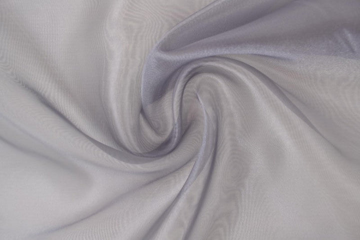 GRÅ ORGANZA – TRANSPARENT & GLÄNSANDE