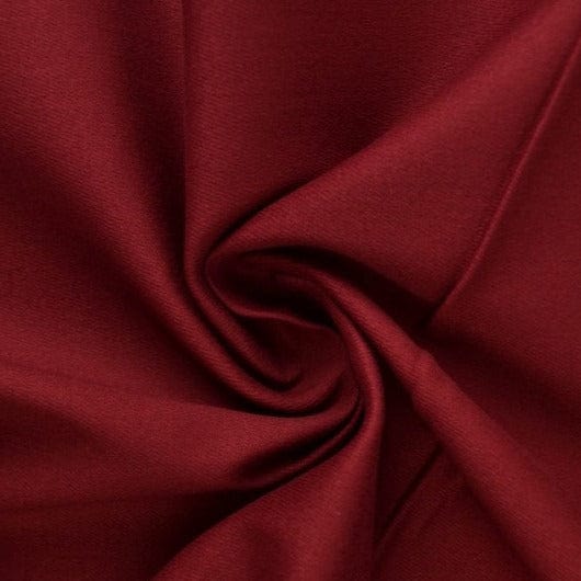 Garn & Metervarer Twill BORDEAUX TWILL STOF MED STRÆK AF BOMULD