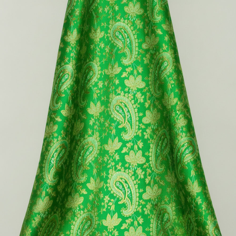 GRÖNT SATIN JACQUARD TYG MED BLAD (bild 2 av 3)