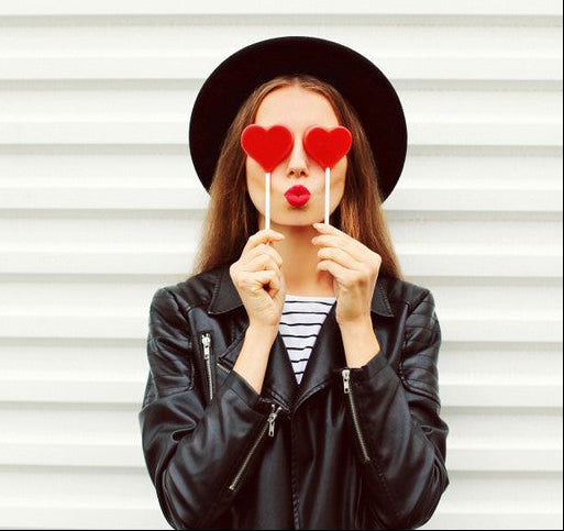 GRÅ KONSTLÄDER – TILL KLÄDER & DEKORATION