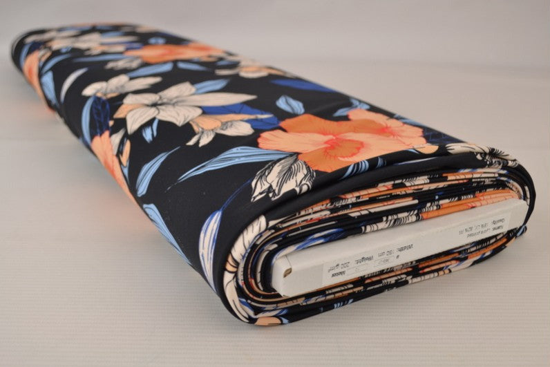 SVART LYCRA TYG FÖR BADKLÄDER OCH SPORTKLÄDER MED TROPISKT BLOMMÖNSTER