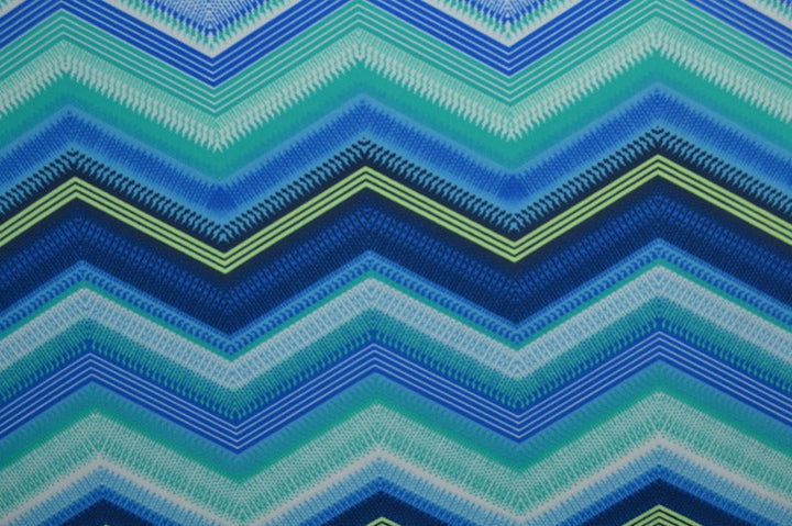 BLÅ LYCRA TYG FÖR BADKLÄDER OCH SPORTKLÄDER MED CHEVRONRÄNDER