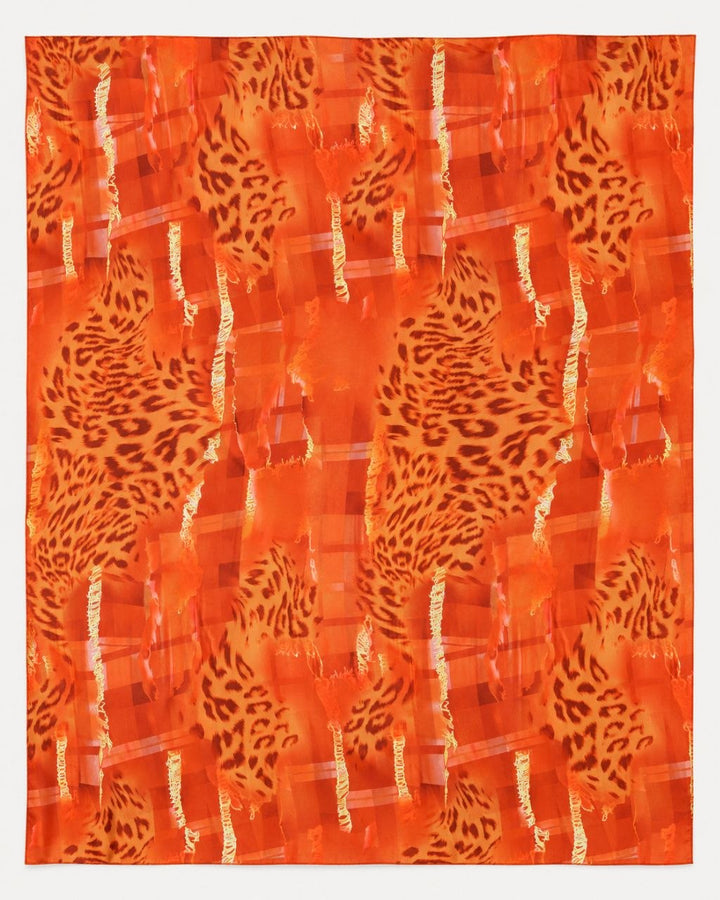 ORANGE SIDEN MED LEOPARDMÖNSTER (bild 1 av 3)