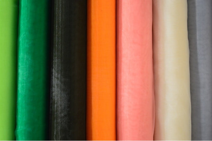 SENAPSGUL ORGANZA – TRANSPARENT & GLÄNSANDE