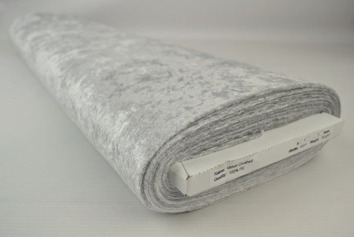SILVERGRÅ KROSSAD VELOUR – STICKAD, STRETCHIG & GLANSFULLT FALL