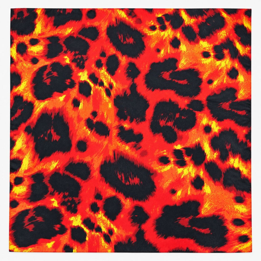 RÖD OCH ORANGE SIDEN MED LEOPARDMÖNSTER (bild 1 av 3)