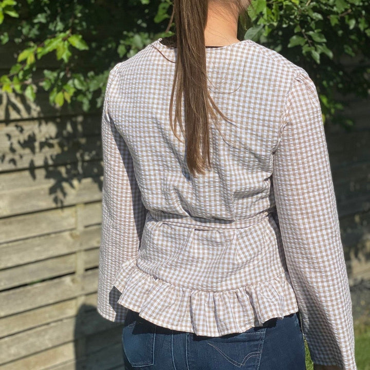 ROSA SEERSUCKER MED RUTOR