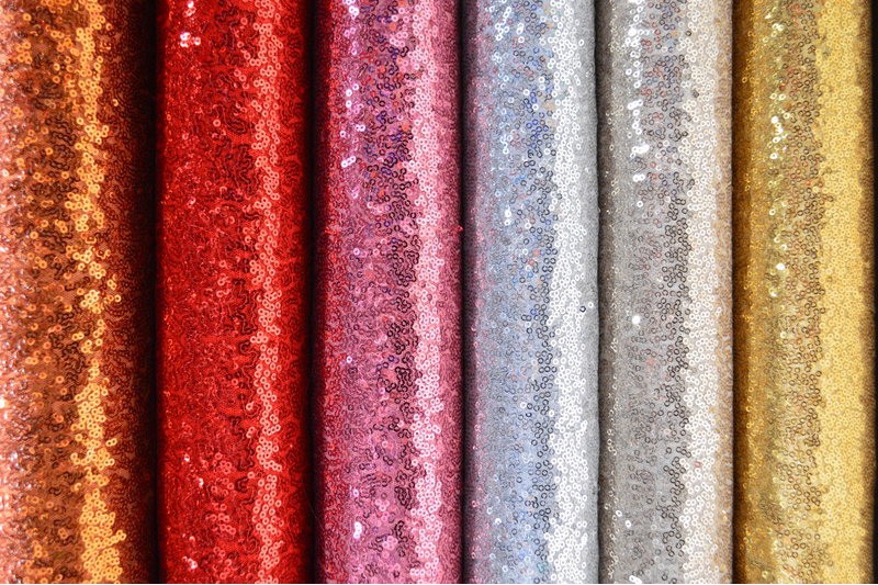 BRUN PALJETTYG – SMÅ 3–4 MM PALJETTER & ENVÄGSSTRETCH