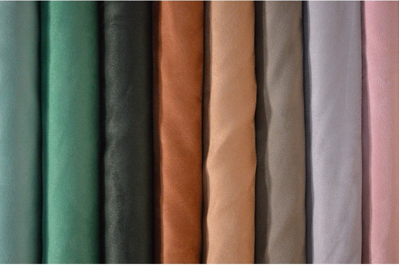 MÖRKRÖD MOCKAIMITATION – KONSTMOCKA MED MATT YTA