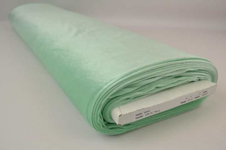 MINTGRÖN VELOUR MED STRETCH – MJUK STICKAD KVALITET