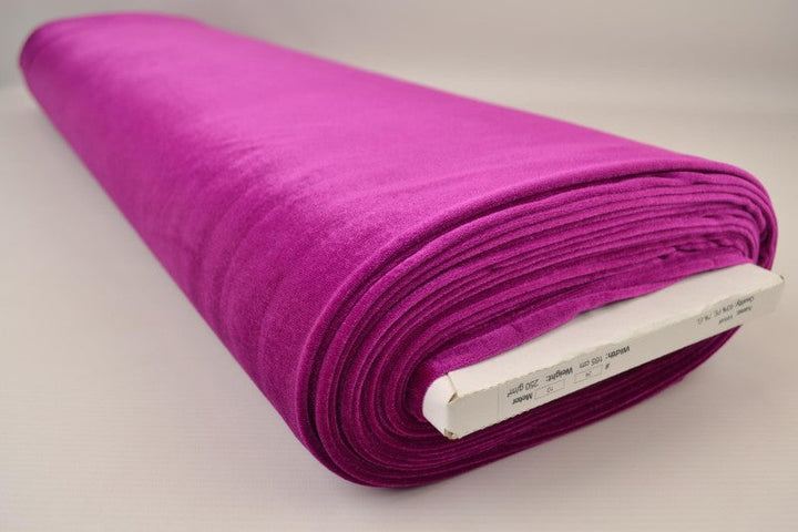 LILA VELOUR MED STRETCH – MJUK STICKAD KVALITET