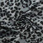 GRÅTT & SVART VISCOSETYG MED LEOPARDTRYCK