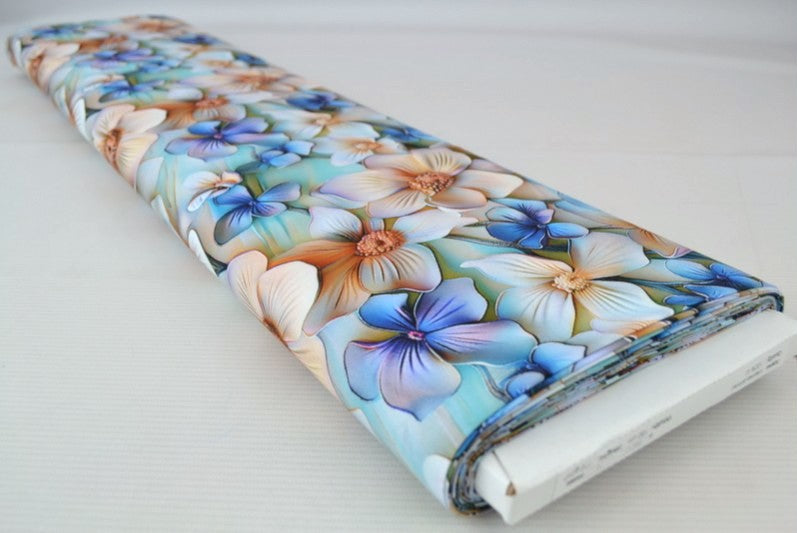 LJUSBLÅTT VISCOSETYG MED VITA OCH BLÅ BLOMMOR - DIGITAL TRYCK