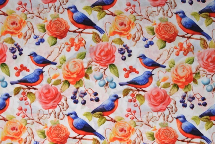 VITT VISCOSETYG MED FÅGLAR OCH ROSOR - DIGITAL TRYCK